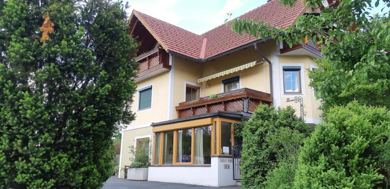 Anna'S Home - Ferienwohnungen Ratsch an der Weinstrasse Exterior photo